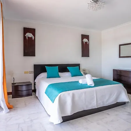 Julia Deluxe Vila Costa Adeje (Tenerife)
